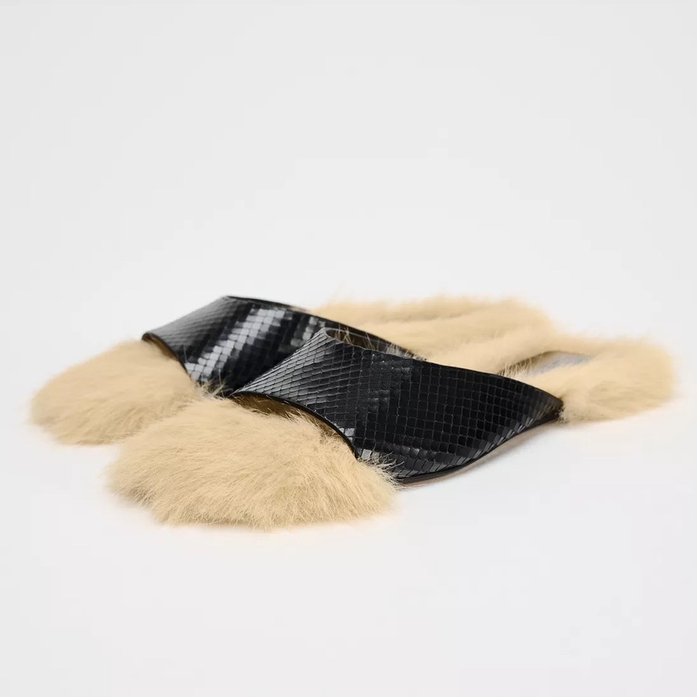 Zara Black and Tan Fur Sandals mules slipper shearling sherp lining new with tag